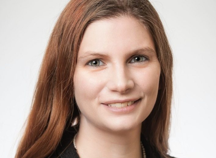 Dr Elizabeth Streten